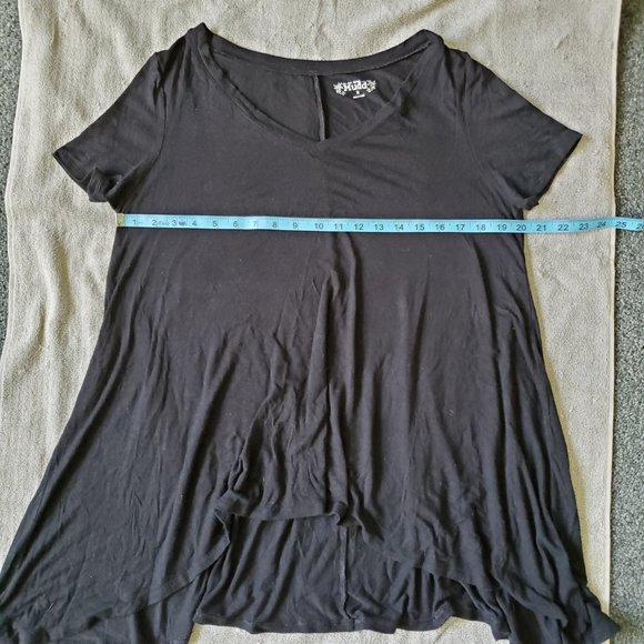 Mudd Tunic Top - Picture 2 of 8